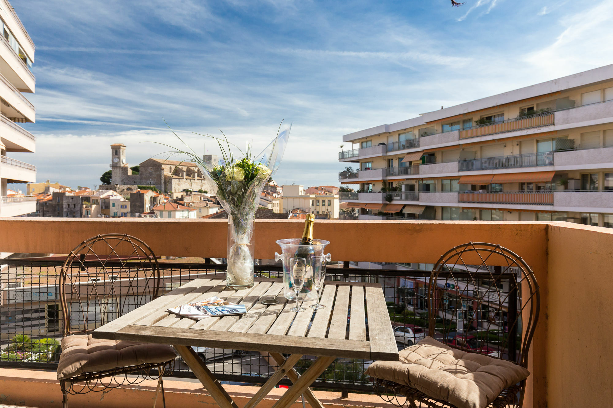 Modern 3 Bedroom, 3 Bathroom Accommodation Near Cannes Old Town Walking Distance To Palais 330 Buitenkant foto
