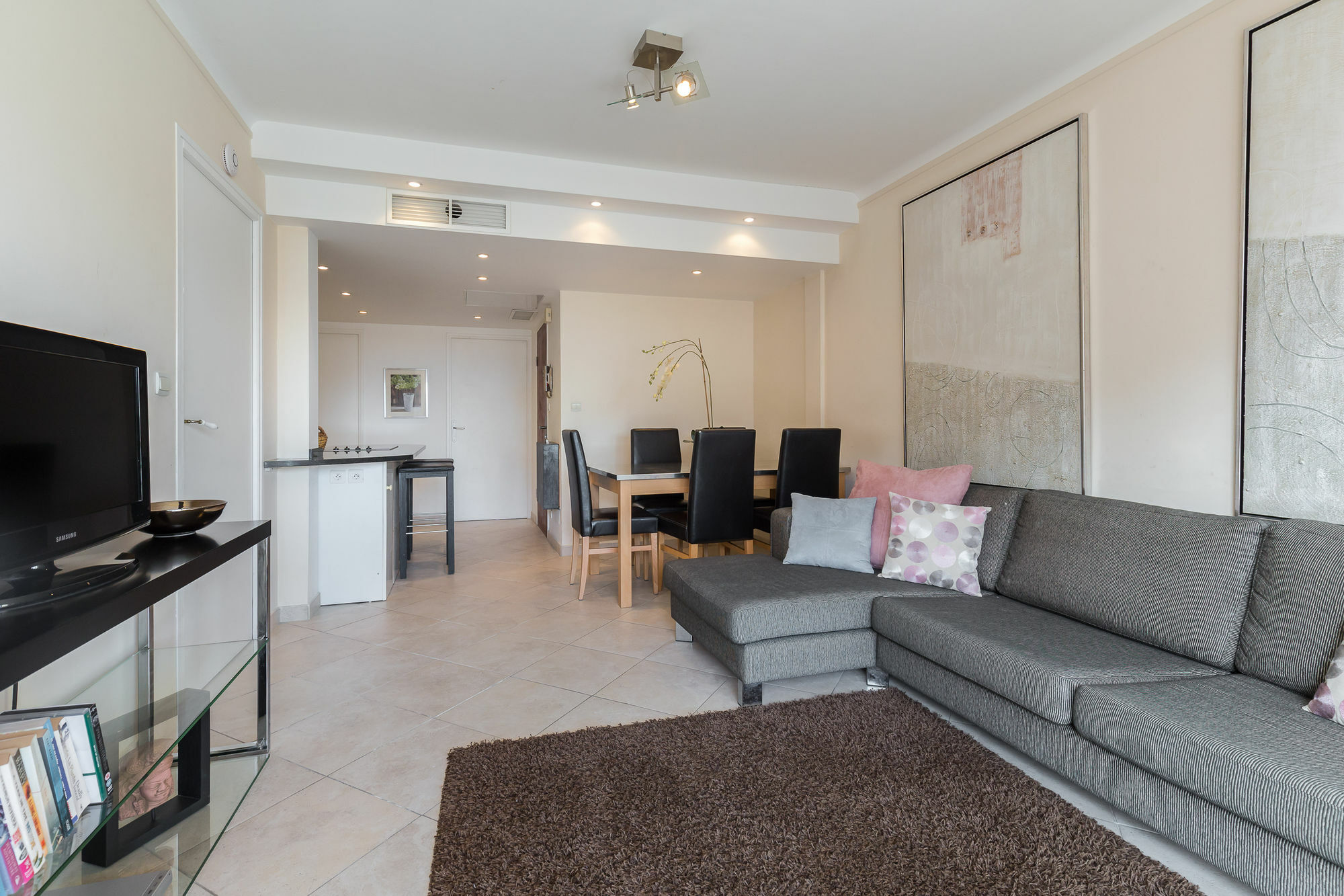 Modern 3 Bedroom, 3 Bathroom Accommodation Near Cannes Old Town Walking Distance To Palais 330 Buitenkant foto