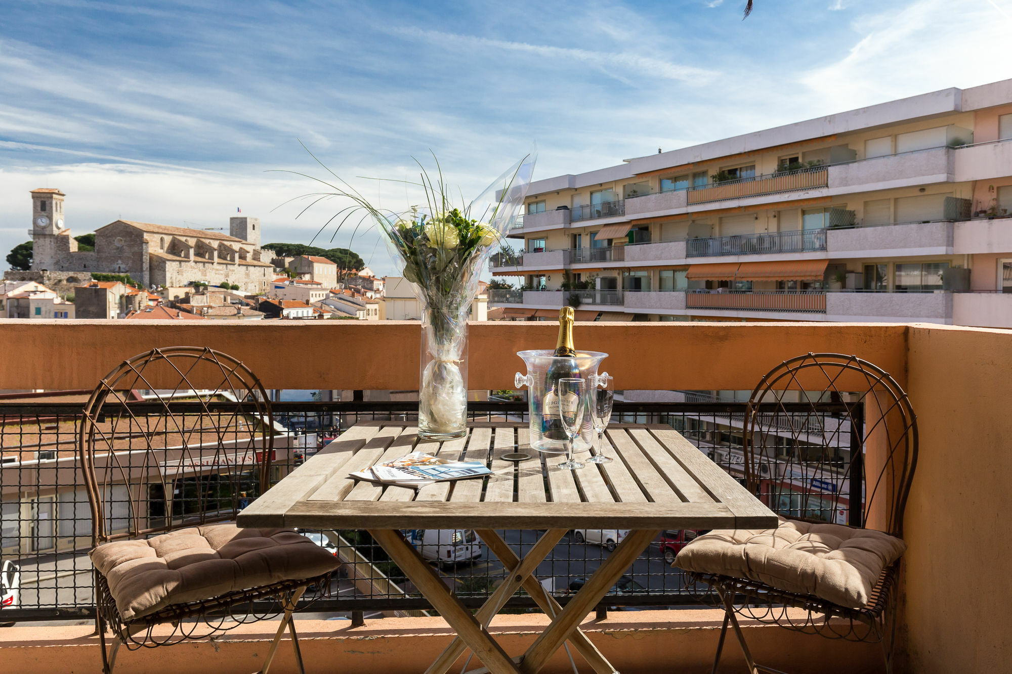 Modern 3 Bedroom, 3 Bathroom Accommodation Near Cannes Old Town Walking Distance To Palais 330 Buitenkant foto