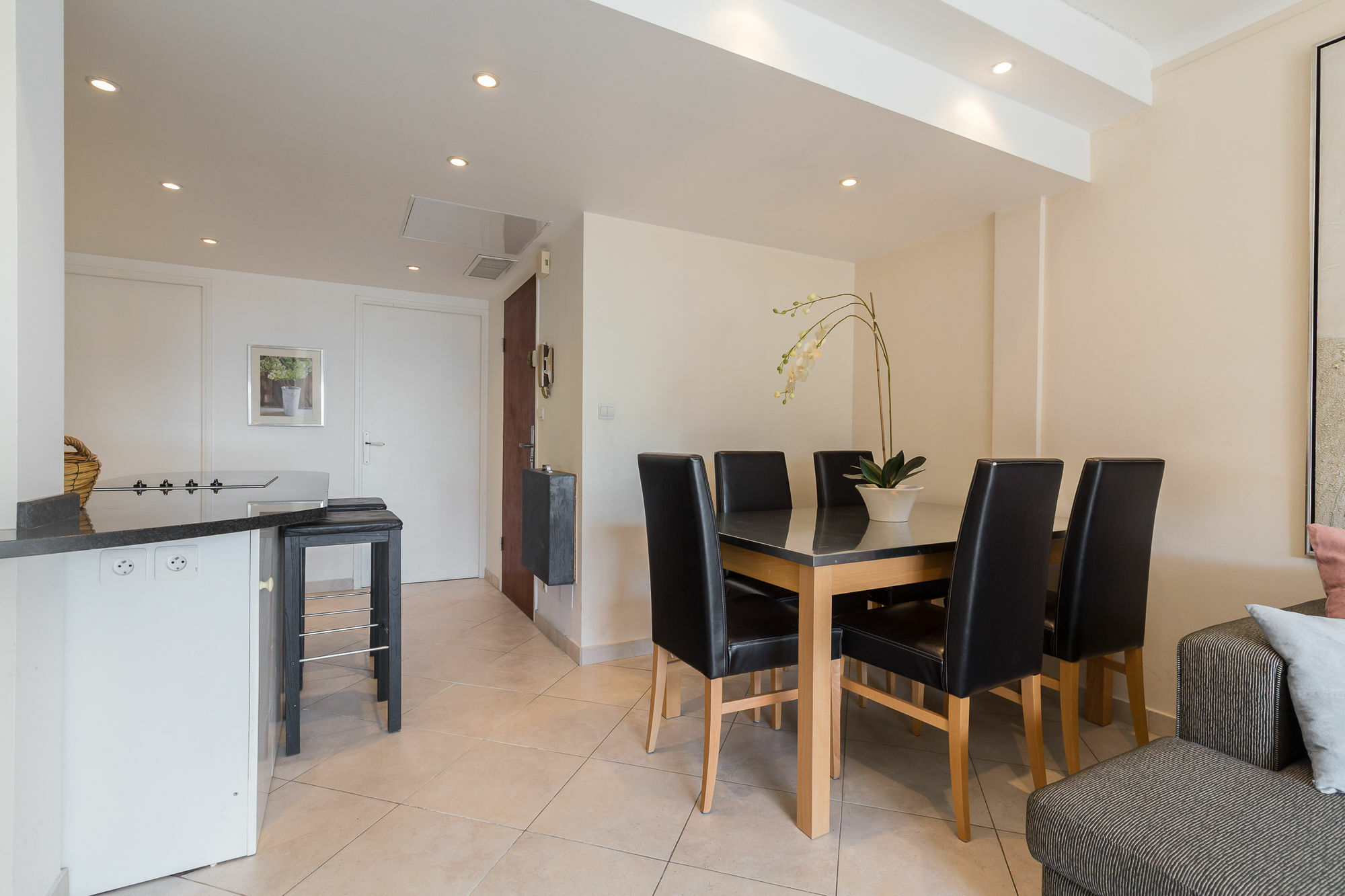 Modern 3 Bedroom, 3 Bathroom Accommodation Near Cannes Old Town Walking Distance To Palais 330 Buitenkant foto