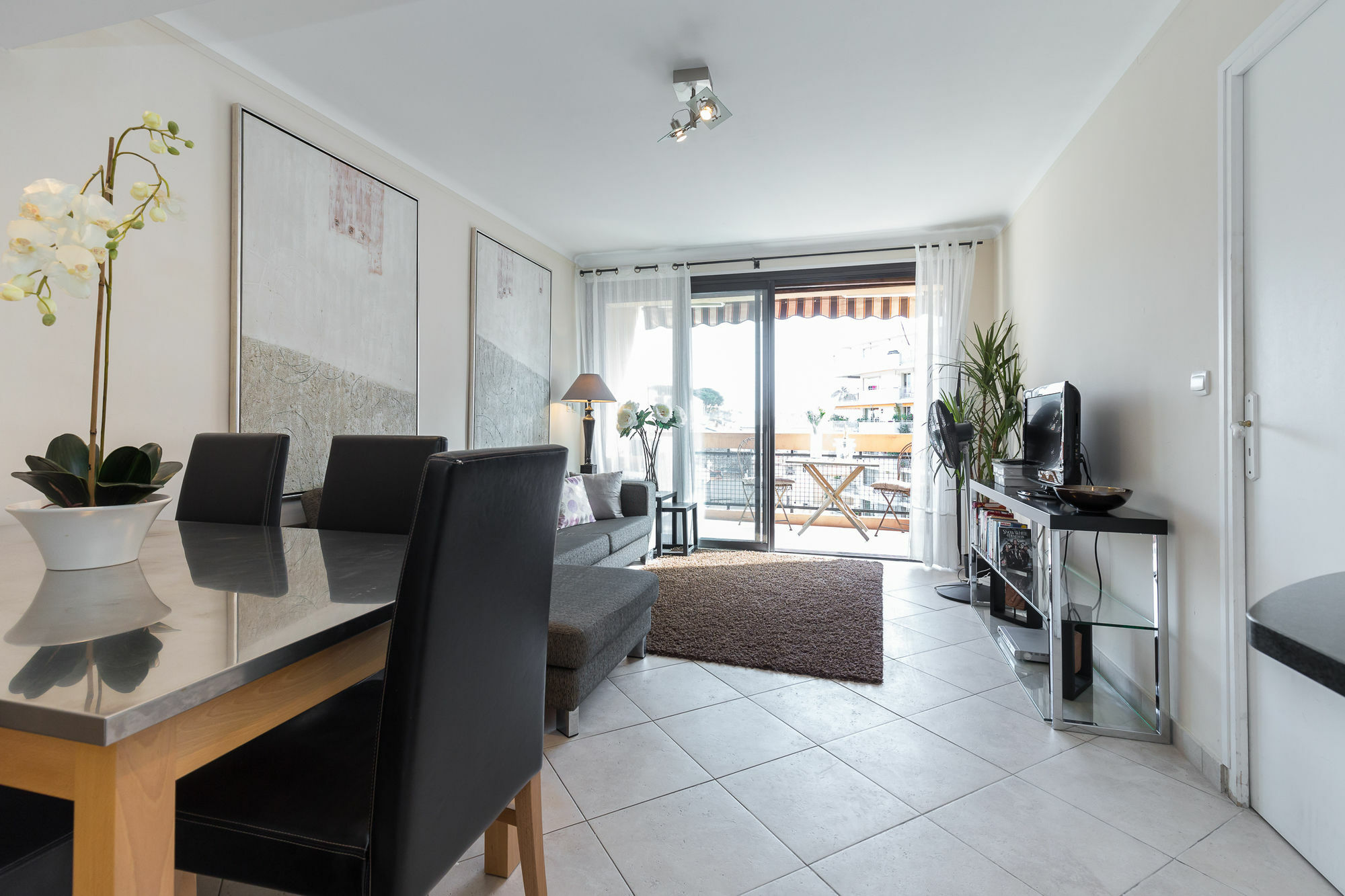 Modern 3 Bedroom, 3 Bathroom Accommodation Near Cannes Old Town Walking Distance To Palais 330 Buitenkant foto